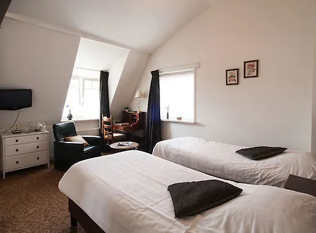 Hotel De Reiziger 3* Ottersum