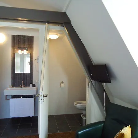 Hotel De Reiziger 3*