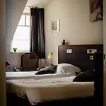 Hotell De Reiziger 3*